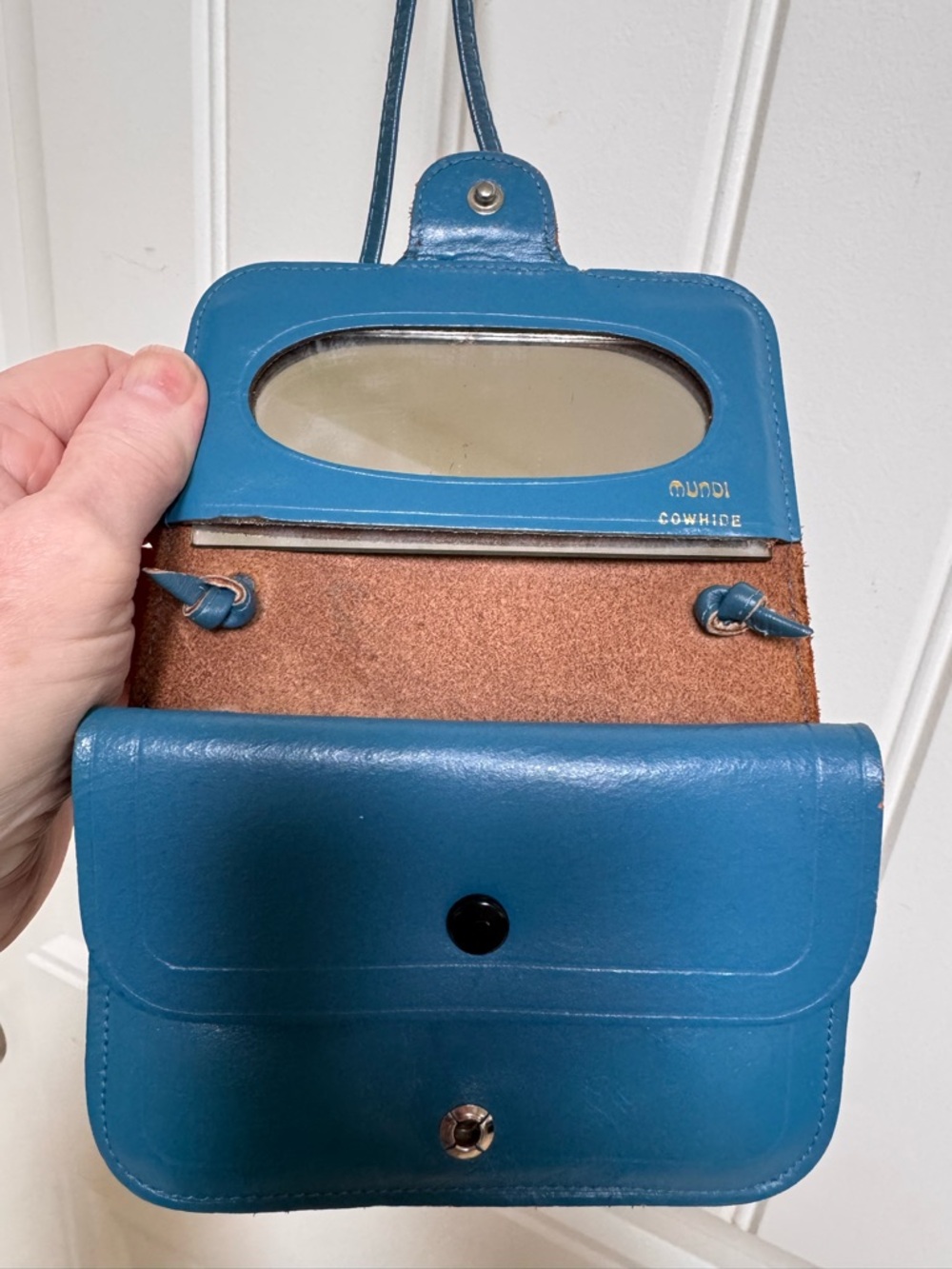 VTG Mundi Teal Cowhide Leather Mini Wallet Purse with Mirror. 5” by 4” by 1” - Picture 8 of 11